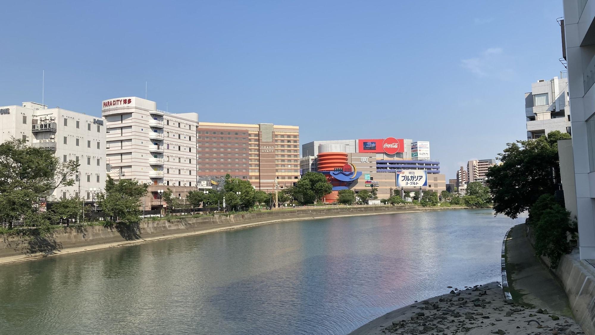 Toyoko Inn Hakata Nishi-Nakasu Фукуока Екстер'єр фото