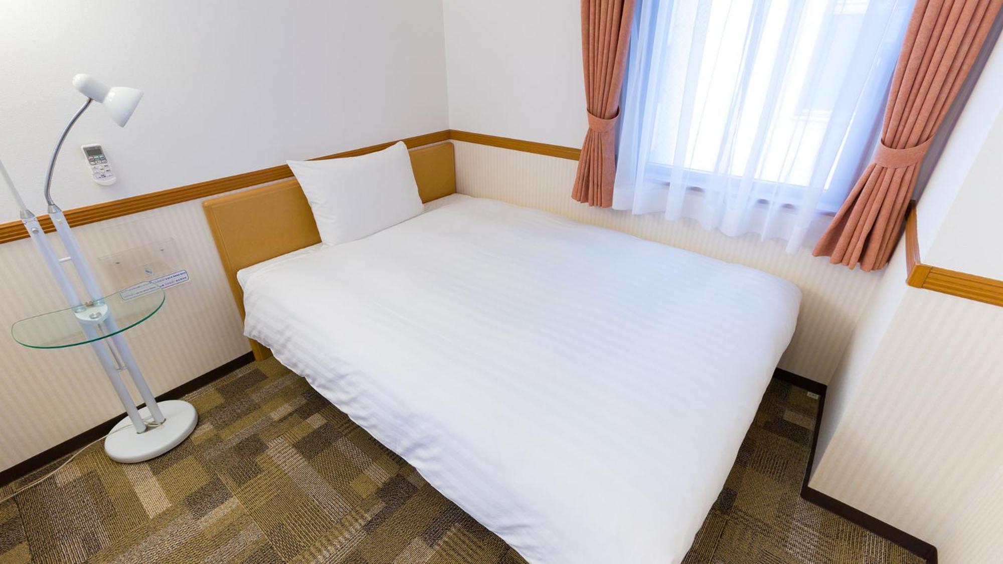 Toyoko Inn Hakata Nishi-Nakasu Фукуока Номер фото