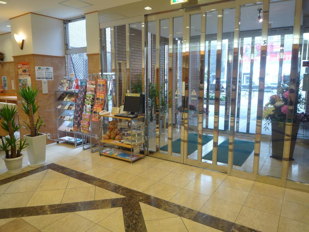 Toyoko Inn Hakata Nishi-Nakasu Фукуока Екстер'єр фото